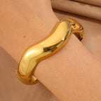 Anti-Tarnish waves Bracelet
