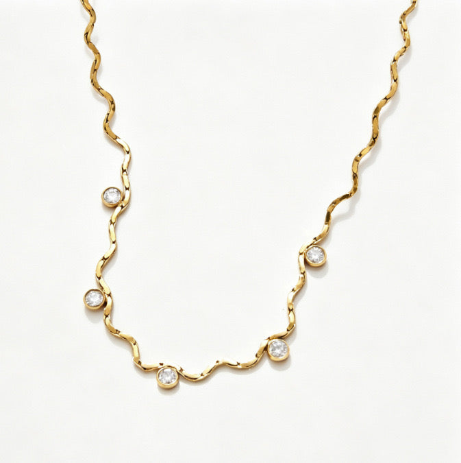 Wavy Princess Necklace 18k Gold Plated