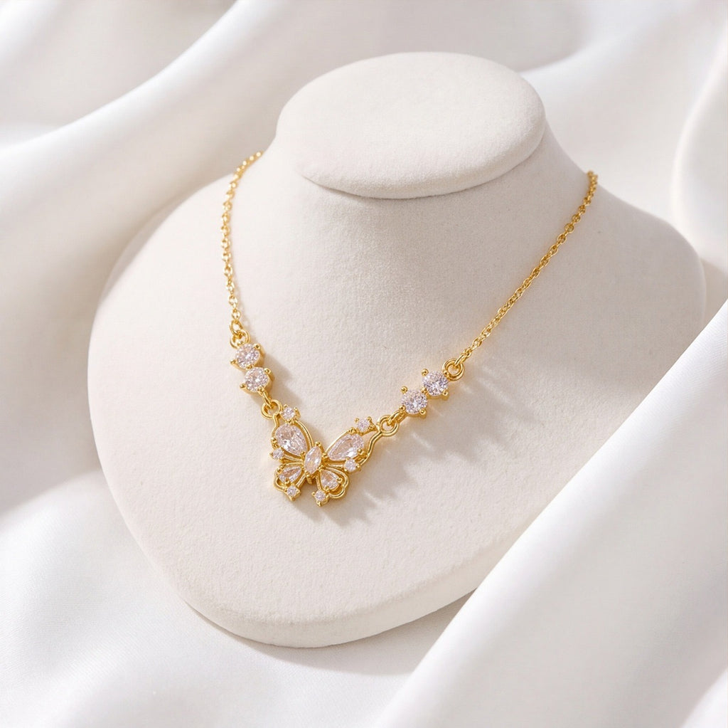 Three-Dimensional Butterfly Necklace 18k Gold Plated