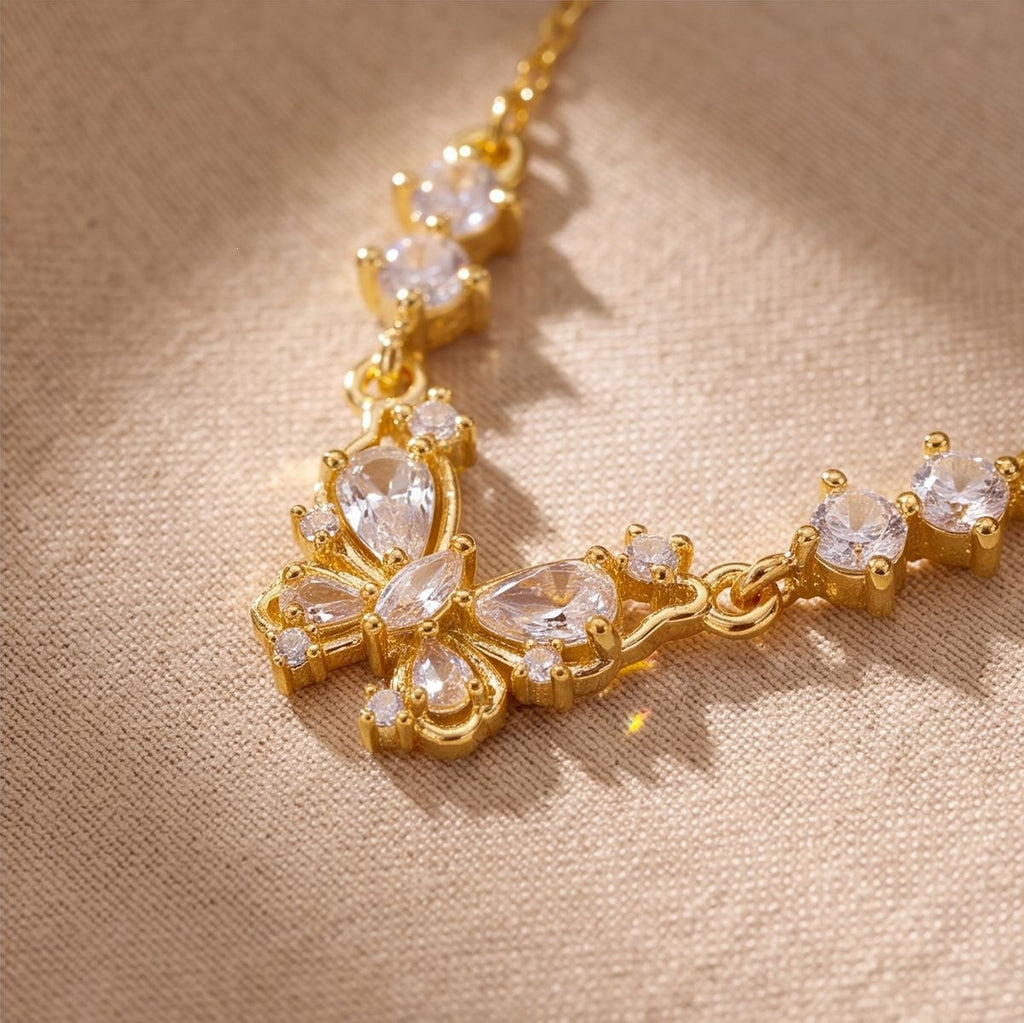 Three-Dimensional Butterfly Necklace 18k Gold Plated