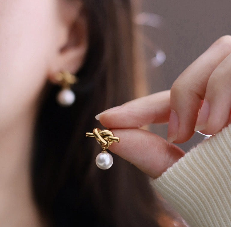 Knot Drop Earrings 18k Gold Plated
