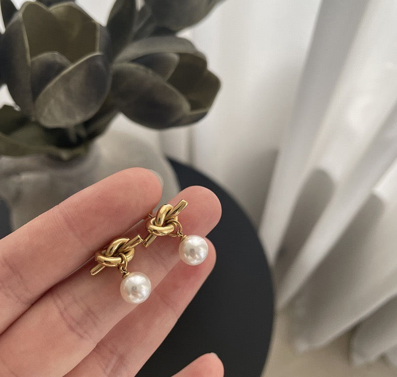Knot Drop Earrings 18k Gold Plated